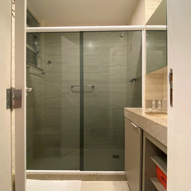 M50 - Studio a 3 minutos da praia de Copacabana