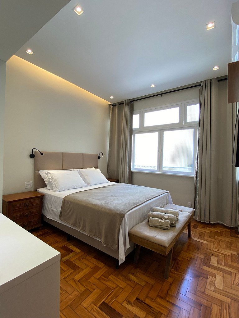 PF12 - Studio a 1 minuto da praia de Copacabana