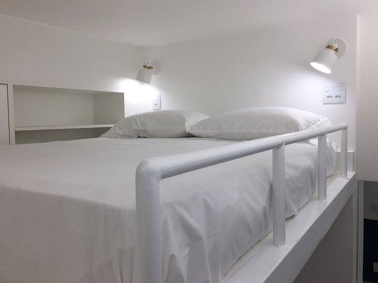 M10 - Apto a 3 minutos da praia de Copacabana