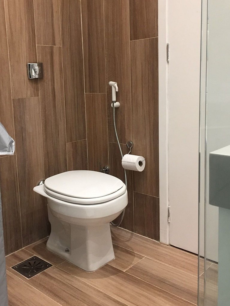 M10 - Apto a 3 minutos da praia de Copacabana