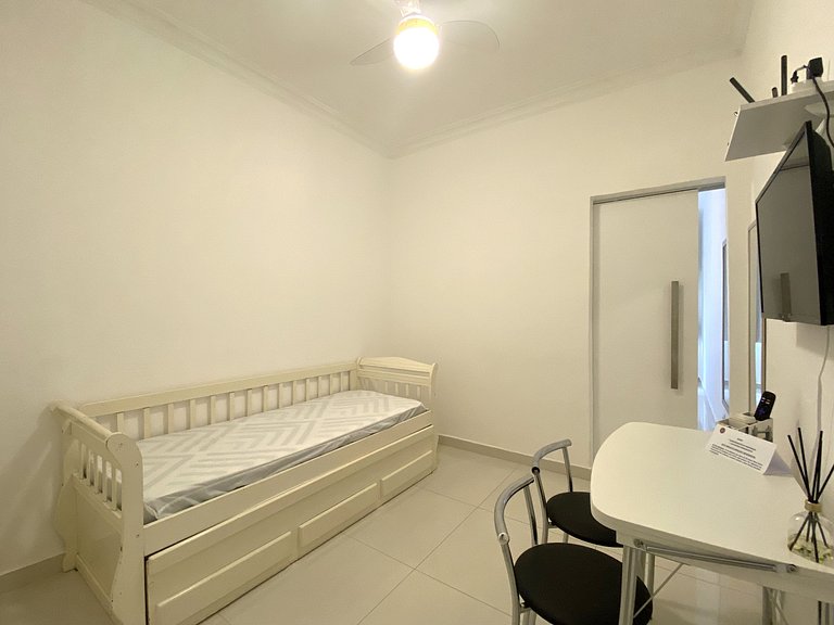 M60 - Apto a 3 minutos da praia de Copacabana