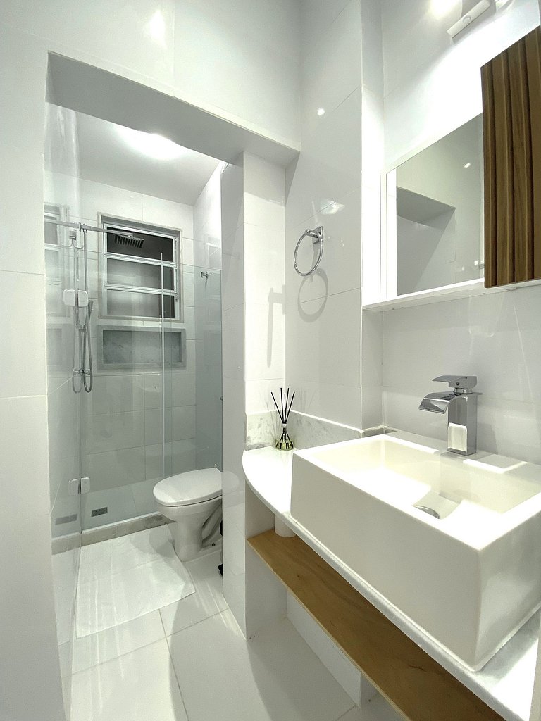 M100 - Flat a 3 minutos da praia de Copacabana