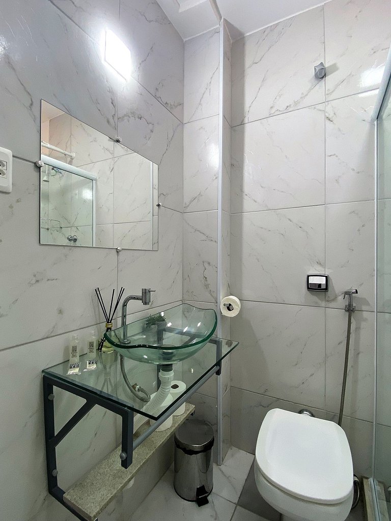 AD12 - Apto a 4 min da praia - vista pro Cristo