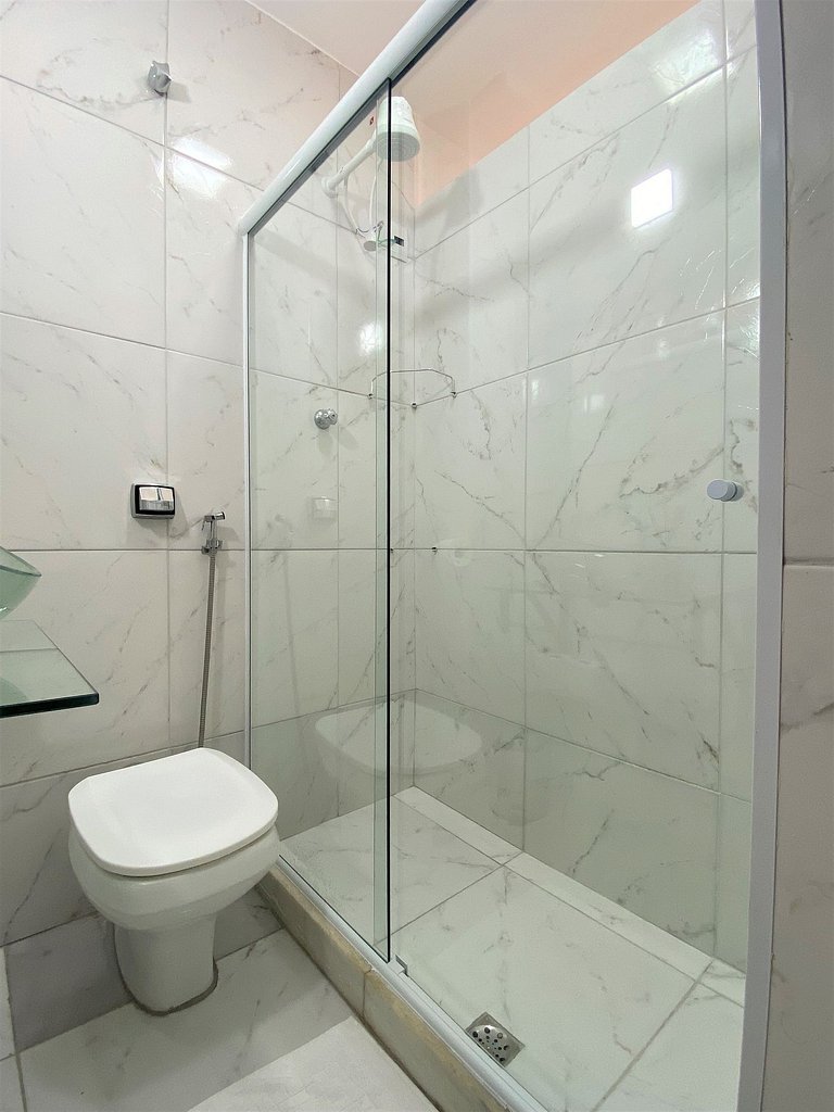 AD12 - Apto a 4 min da praia - vista pro Cristo