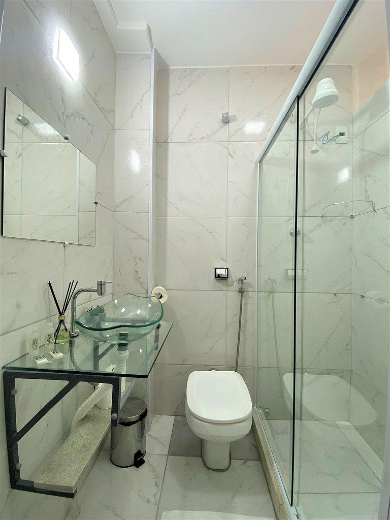 AD12 - Apto a 4 min da praia - vista pro Cristo