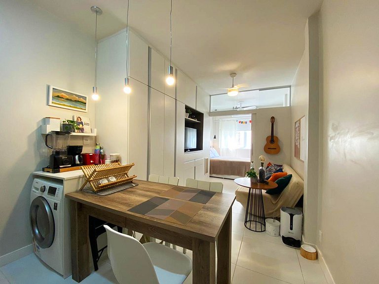 CR50 - Apto bem perto da praia de Copacabana