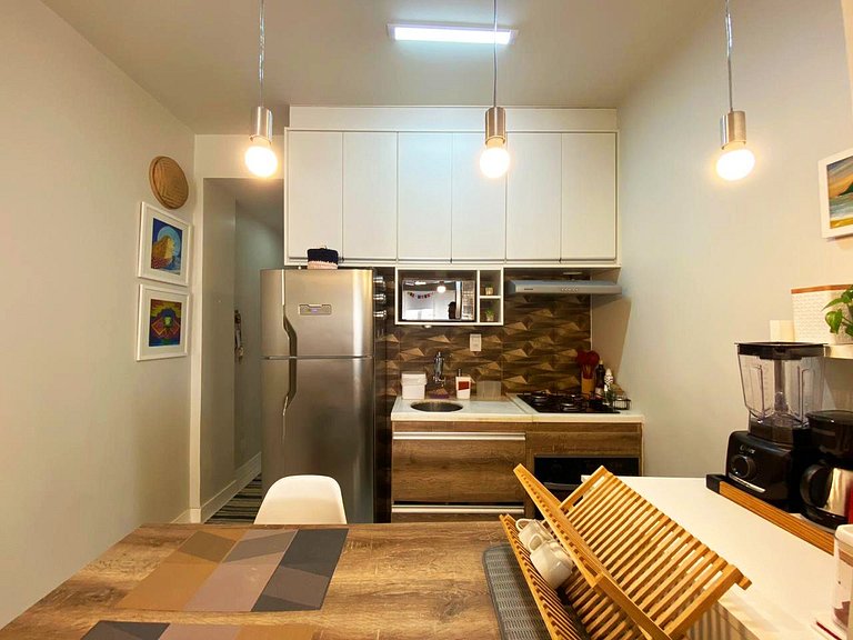 CR50 - Apto bem perto da praia de Copacabana