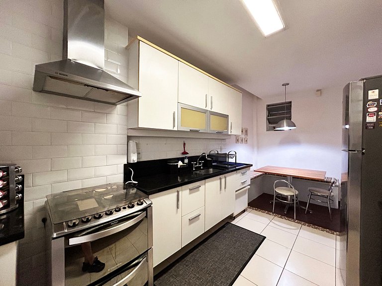 PL50 - Apto 3 quartos perto da Praia de Copacabana