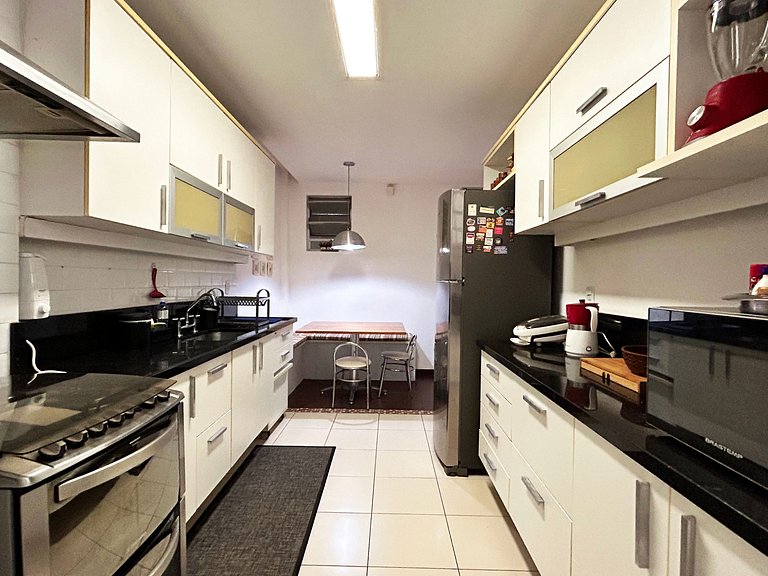 PL50 - Apto 3 quartos perto da Praia de Copacabana