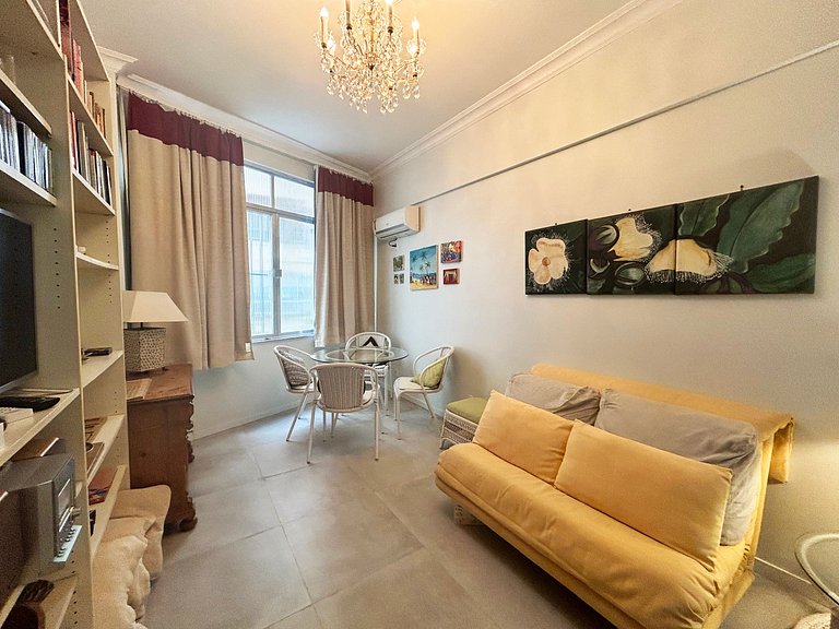 M12 - Estudio a 3 minutos da praia de Copacabana