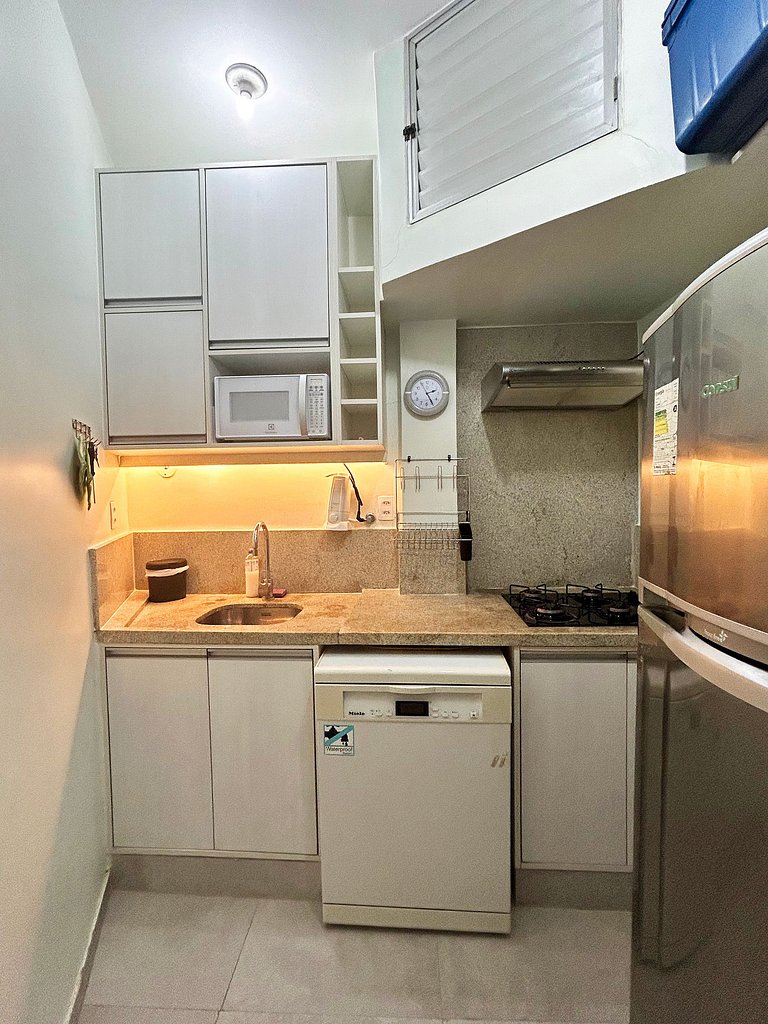 M12 - Estudio a 3 minutos da praia de Copacabana