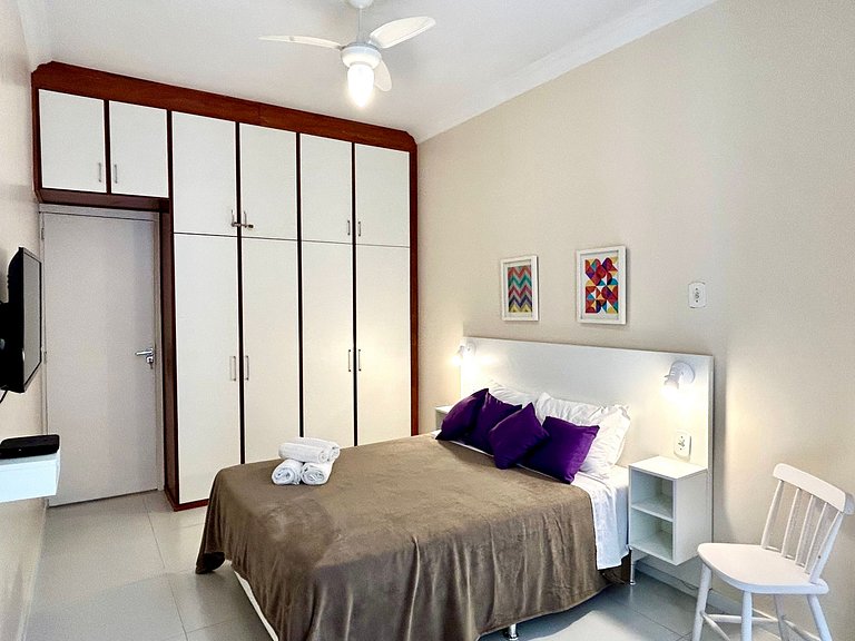 M51 - Apto a 3 minutos da praia de Copacabana