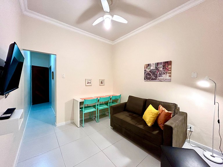 M51 - Apto a 3 minutos da praia de Copacabana