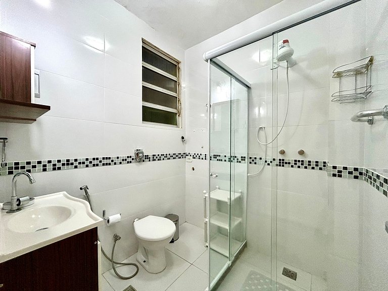 M51 - Apto a 3 minutos da praia de Copacabana