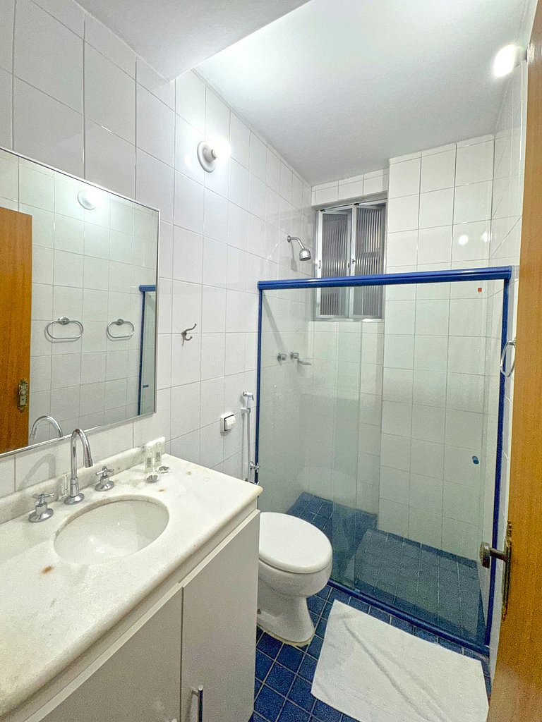 DF81 - Apto vista do mar 4 min praia de Copacabana