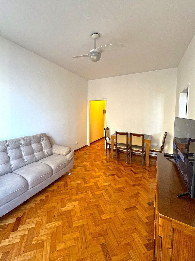 DF81 - Apto vista do mar 4 min praia de Copacabana