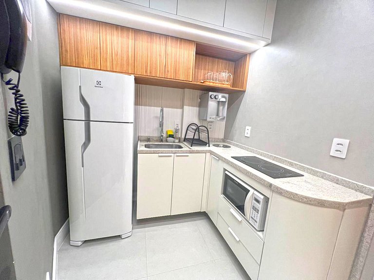 M17 - Incrível Studio 3 min da Praia de Copacabana