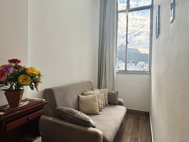 AD12 - Apto a 4 min da praia - vista pro Cristo