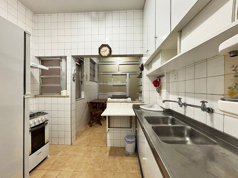 EP13 - Apto 3 quartos perto da praia de Copacabana