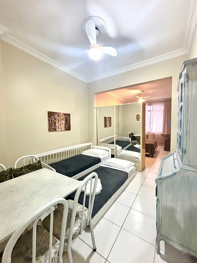 M64 - Studio a 3 min da Praia de Copacabana